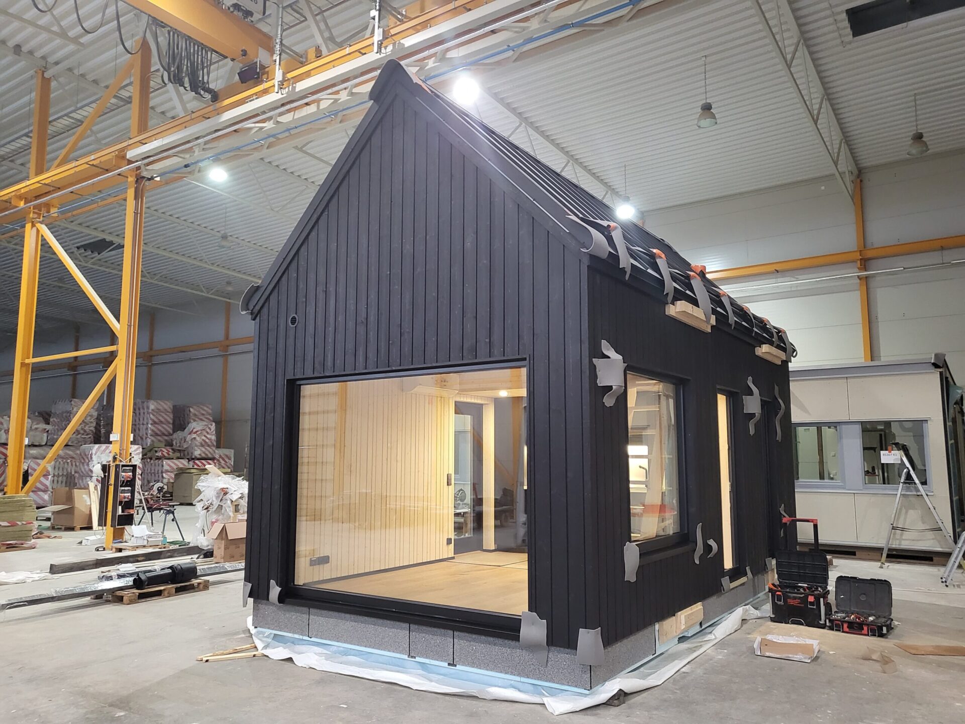 Gable roof modular shrink wrapped with heat3 easypack before